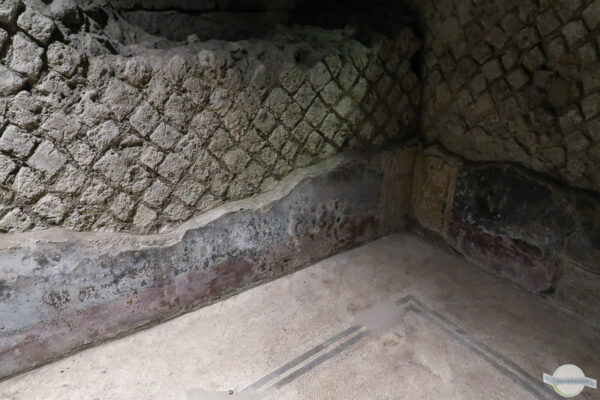 Altes Mosaik im Untergrund von Neapel