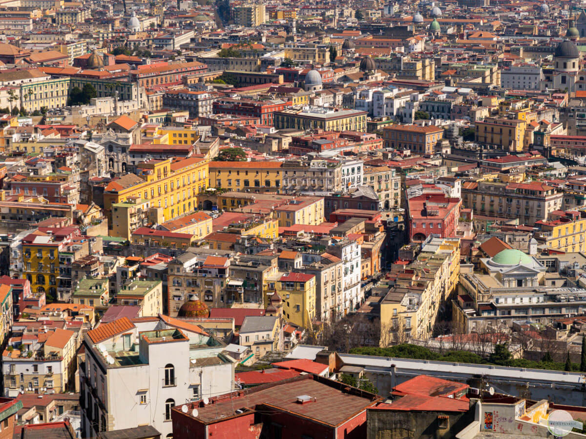 Die spannendsten Stadtviertel und Straßen in Neapel