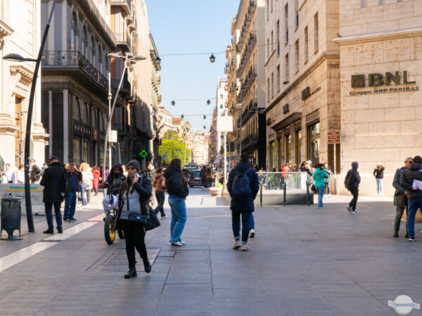 Via Toledo: Einkaufsstraße in Neapel